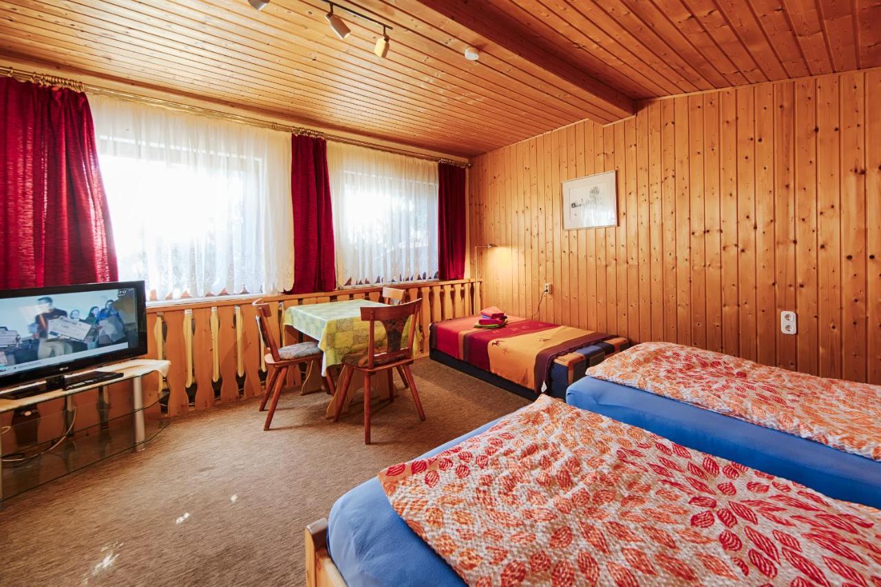 Garnbacher Hof Bagian luar foto